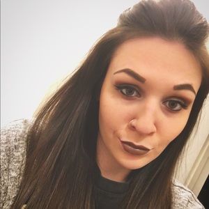 Meet your Posher, Sabrina